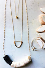 Load image into Gallery viewer, Yin/Yang minimalist necklace