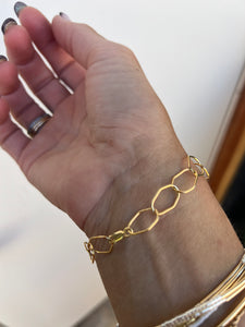 Perfectly imperfect t bracelet